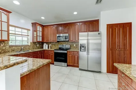 944 NW 126th Terrace Coral Springs FL 33071