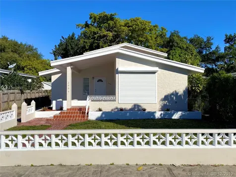 2009 NW 55th Terrace Miami FL 33142