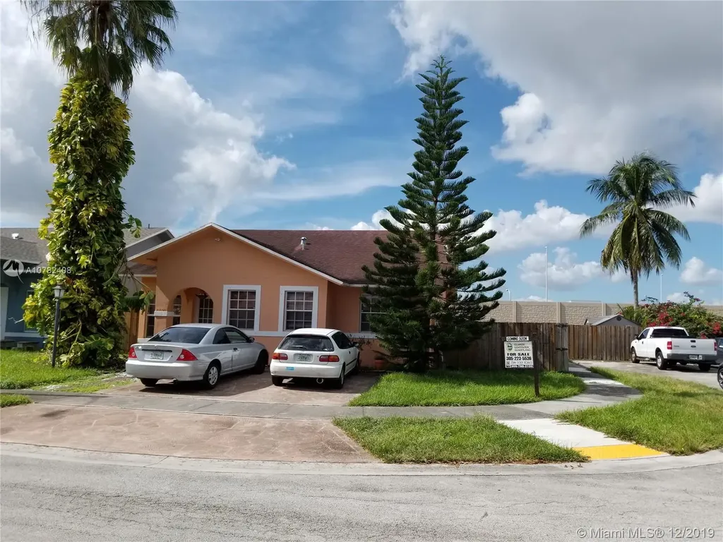 21050 SW 104th Place Cutler Bay FL 33189