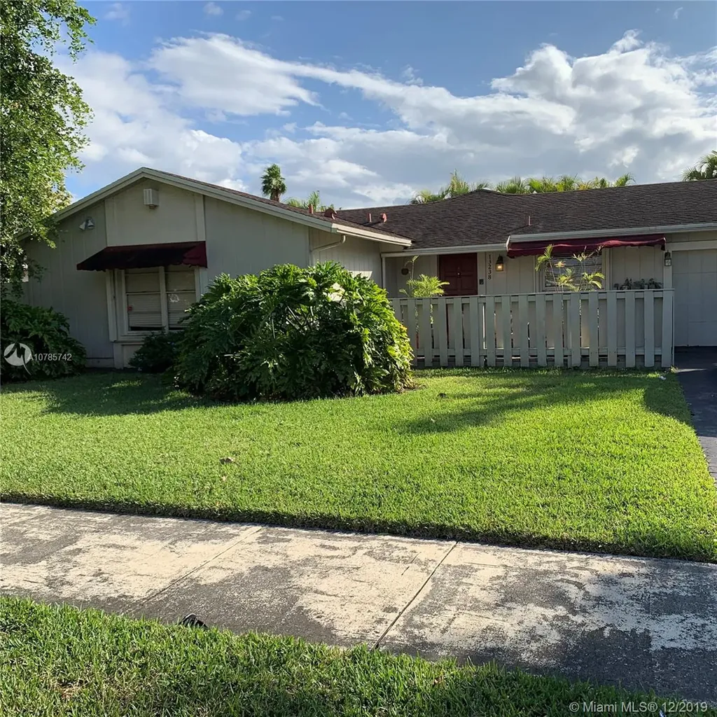 13238 SW 86th Lane Miami FL 33183