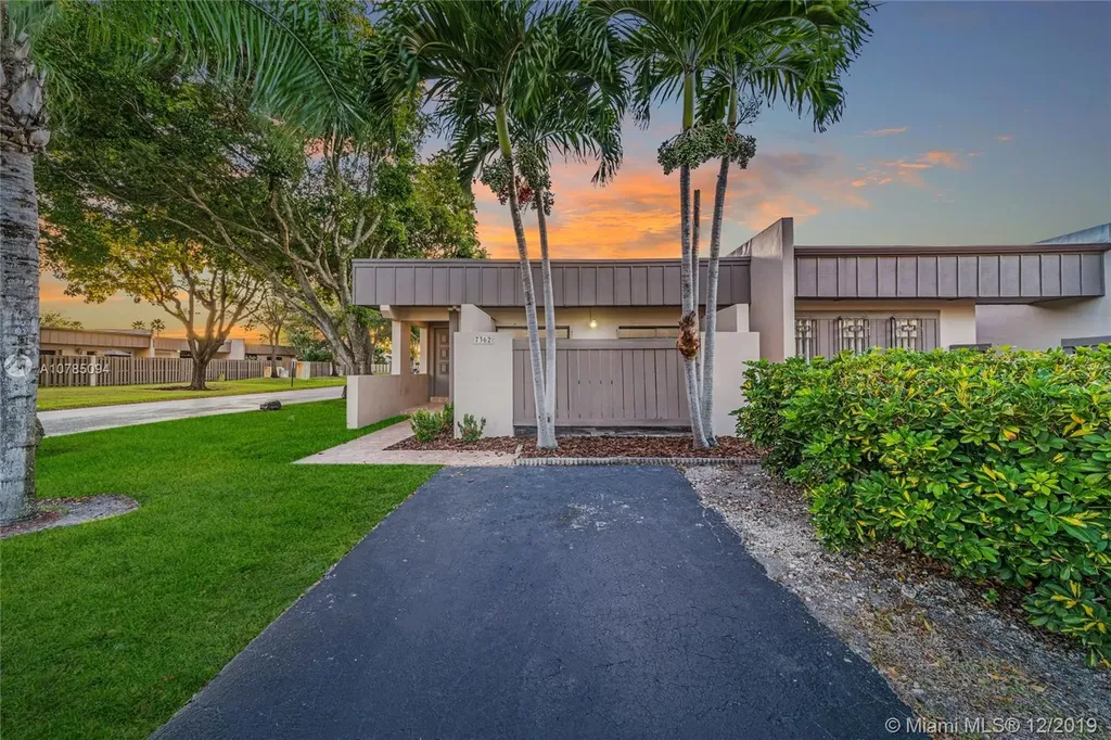 7362 SW 106th Court Miami FL 33173