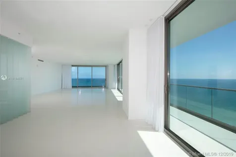 10201 Collins Avenue Bal Harbour FL 33154