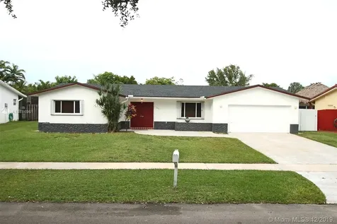 11521 Taft Street Pembroke Pines FL 33026