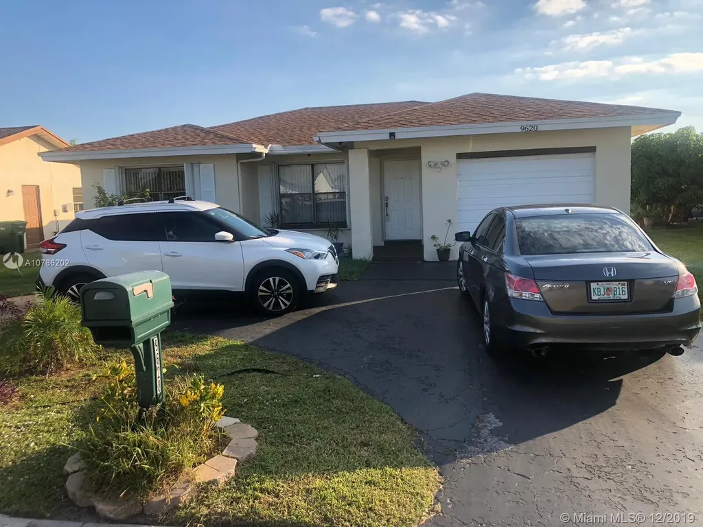 9620 NW 82nd Street Tamarac FL 33321