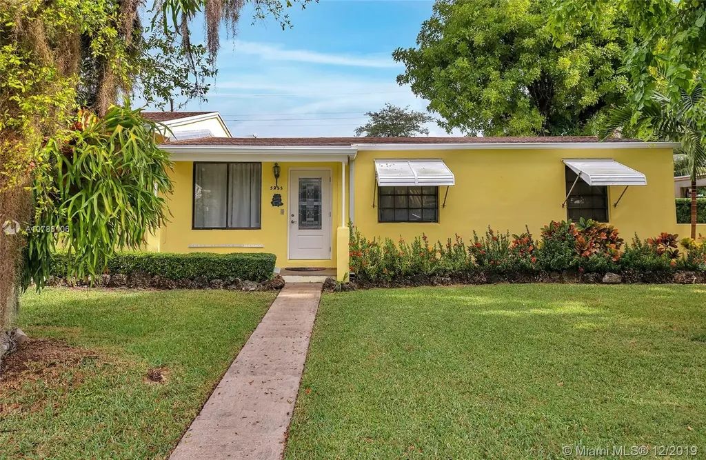 5225 SW 99th Avenue Miami FL 33165