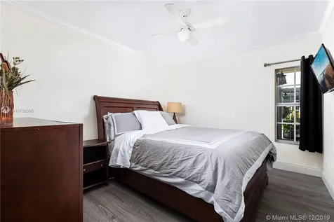 2400 NE 19th Avenue Wilton Manors FL 33305