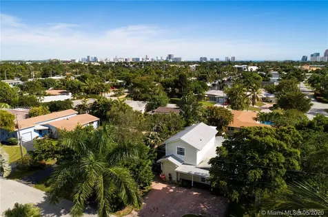 2400 NE 19th Avenue Wilton Manors FL 33305