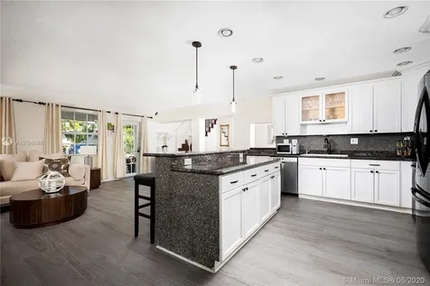 2400 NE 19th Avenue Wilton Manors FL 33305