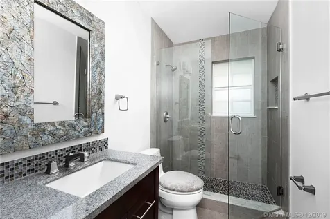 2400 NE 19th Avenue Wilton Manors FL 33305