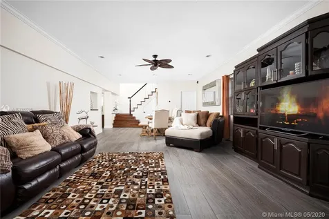2400 NE 19th Avenue Wilton Manors FL 33305