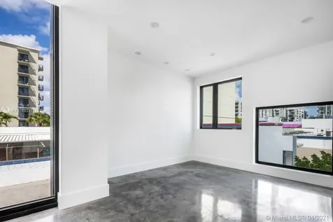 3070 SW 38th Court Miami FL 33146