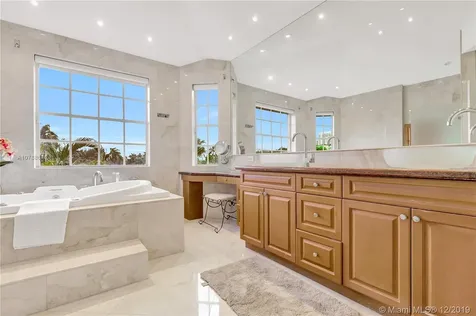 19906 NE 36th Place Aventura FL 33180