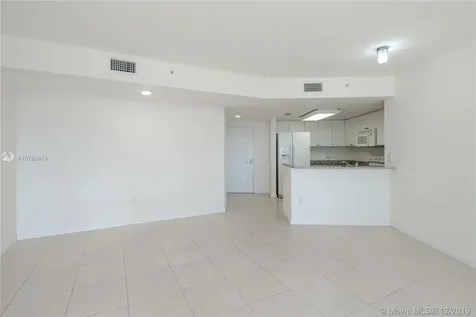 19501 W Country Club Drive Aventura FL 33180