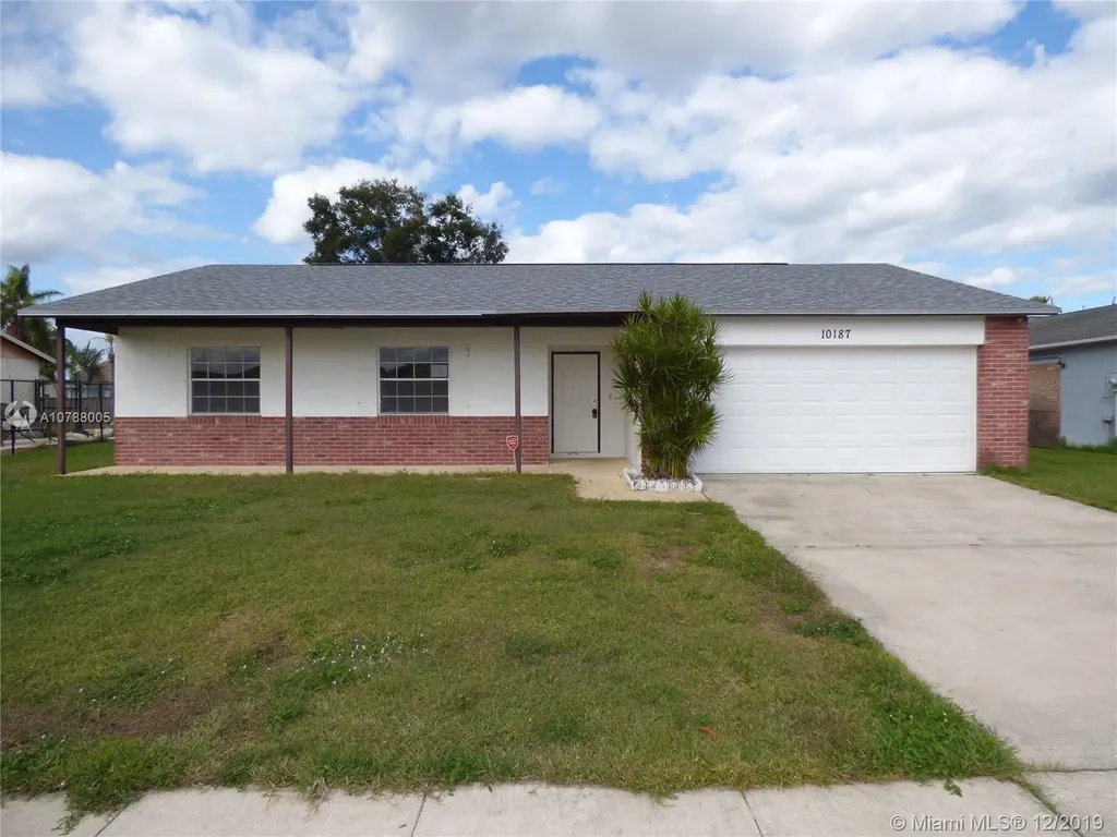 10187 Penzance Lane Royal Palm Beach FL 33411