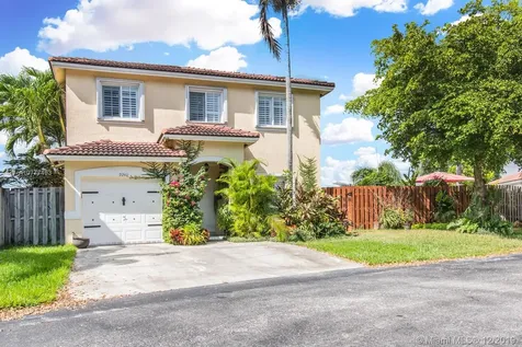 9240 SW 215th Terrace Cutler Bay FL 33189