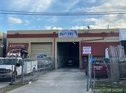 3566 NW 32nd Street Miami FL 33142