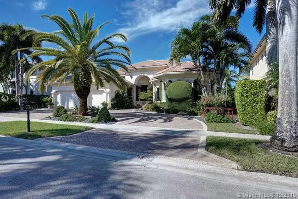 691 Baldwin Palm Avenue Plantation FL 33324