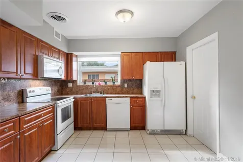 90 NE 133rd Street North Miami FL 33161