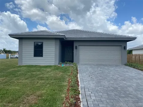 32206 SW 199th Court Homestead FL 33030