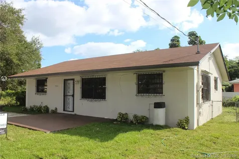1880 NW 82nd Street Miami FL 33147