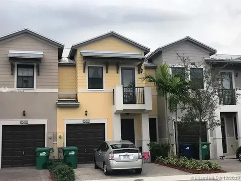 10420 NW 58th Terrace Doral FL 33178