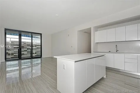 2960 NE 207 Aventura FL 33160