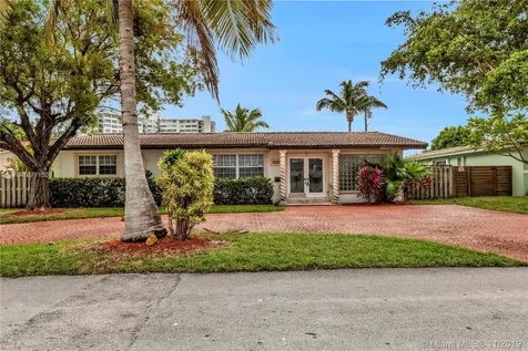 2180 NE 121st Street North Miami FL 33181