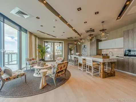 2900 NE 7th Avenue Miami FL 33137