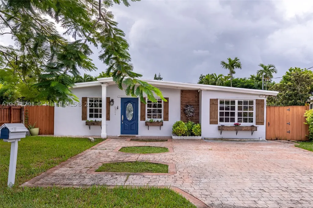 6264 SW 31st Street Miami FL 33155