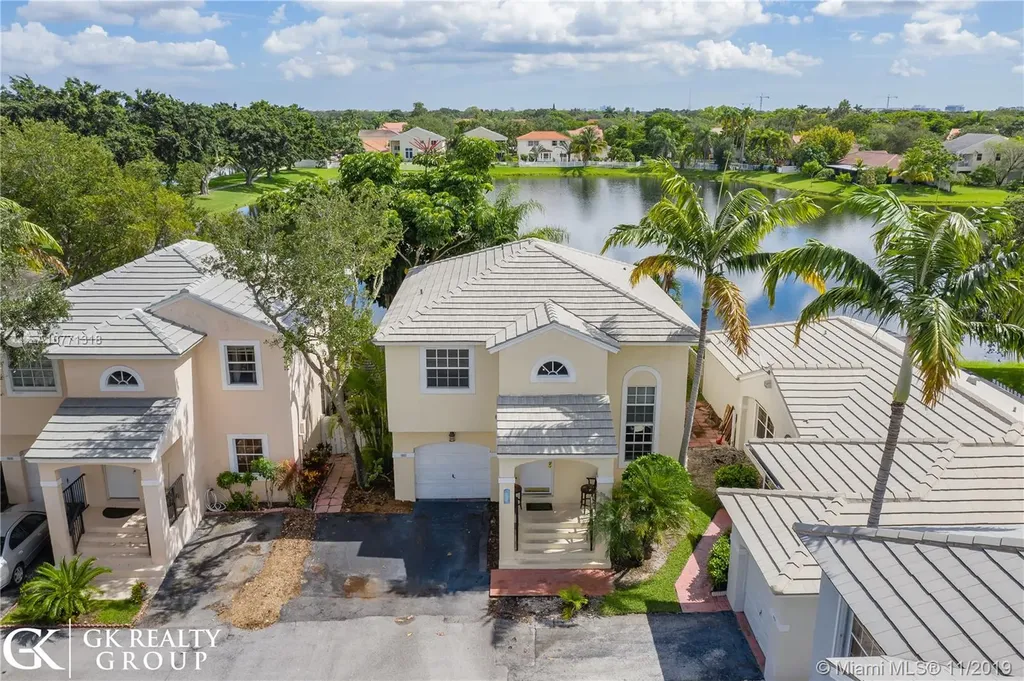 9812 NW 9th Court Plantation FL 33324