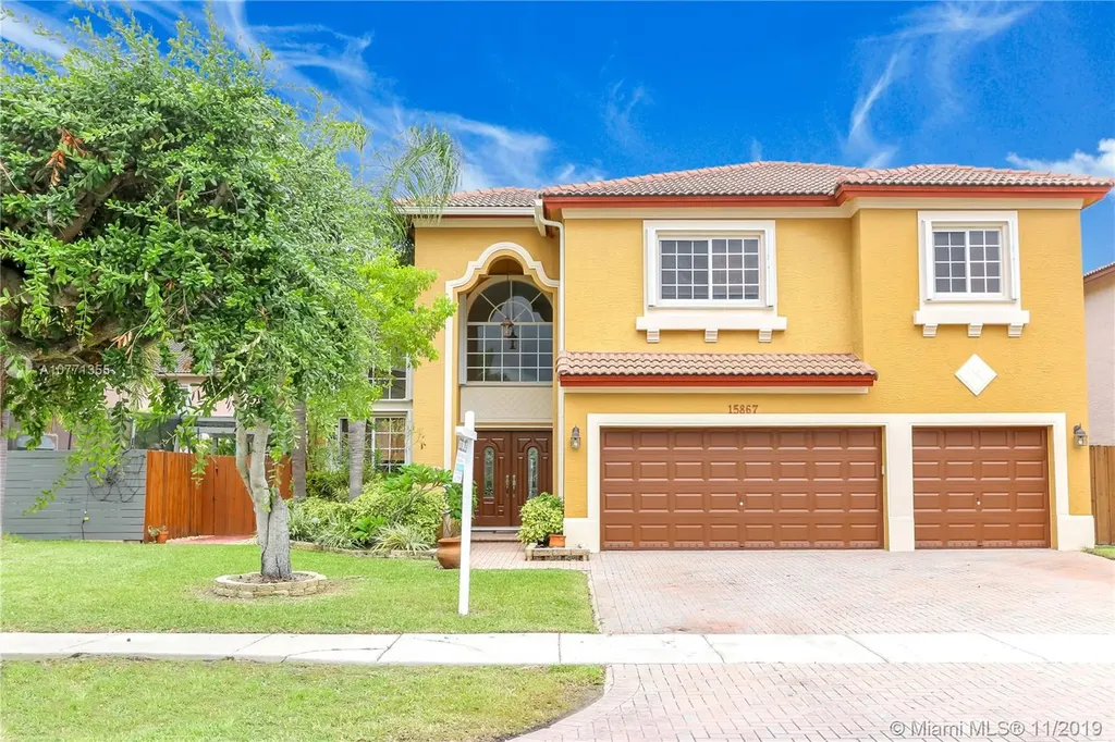 15867 SW 142nd Terrace Miami FL 33196