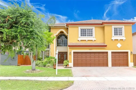 15867 SW 142nd Terrace Miami FL 33196