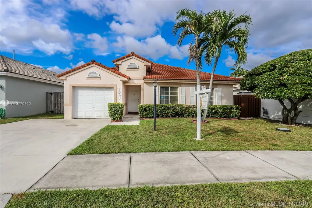 15977 SW 82nd Street Miami FL 33193