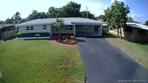 4825 NE 17th Terrace Oakland Park FL 33334