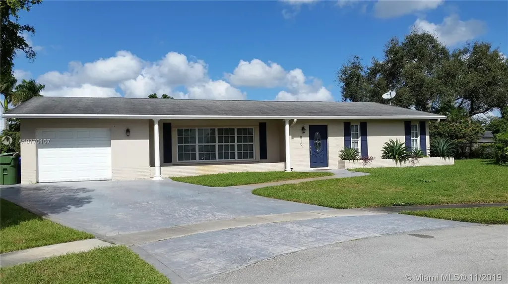 810 NW 97th Terrace Pembroke Pines FL 33024