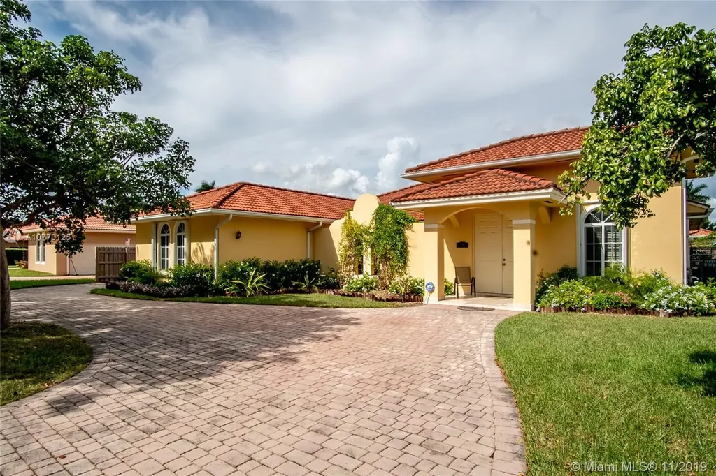 15243 SW 162nd Street Miami FL 33187