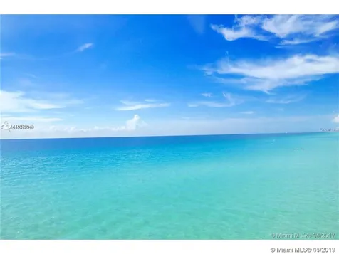 17201 Collins+den Sunny Isles Beach FL 33160