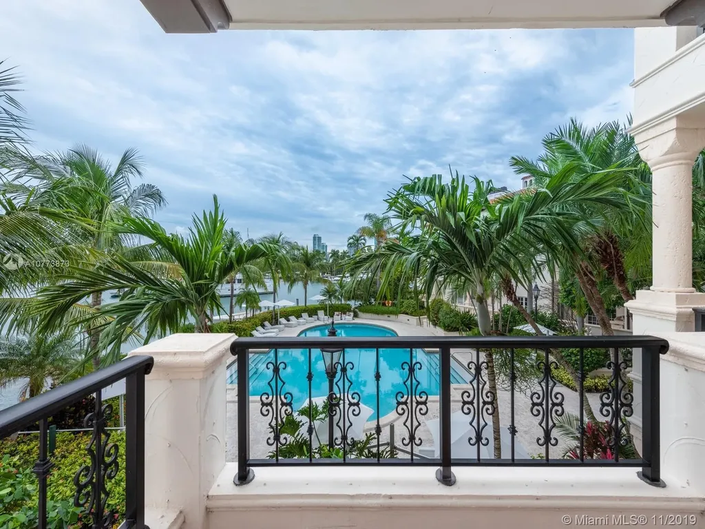 2428 Fisher Island Drive Fisher Island FL 33109
