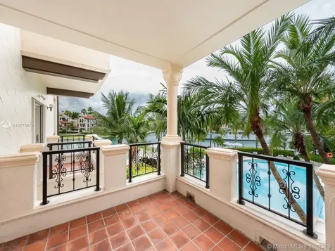 2428 Fisher Island Drive Fisher Island FL 33109