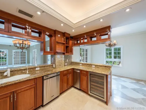 2428 Fisher Island Drive Fisher Island FL 33109