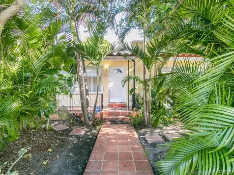 1615 Moffett Street Hollywood FL 33020