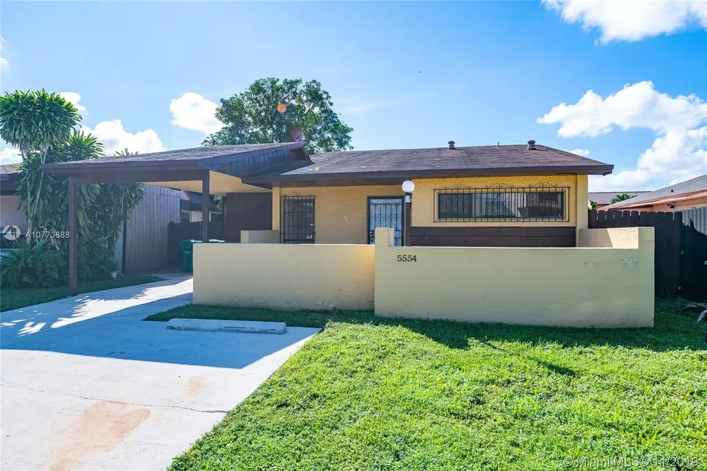 5554 NW 192nd Lane Miami Gardens FL 33055
