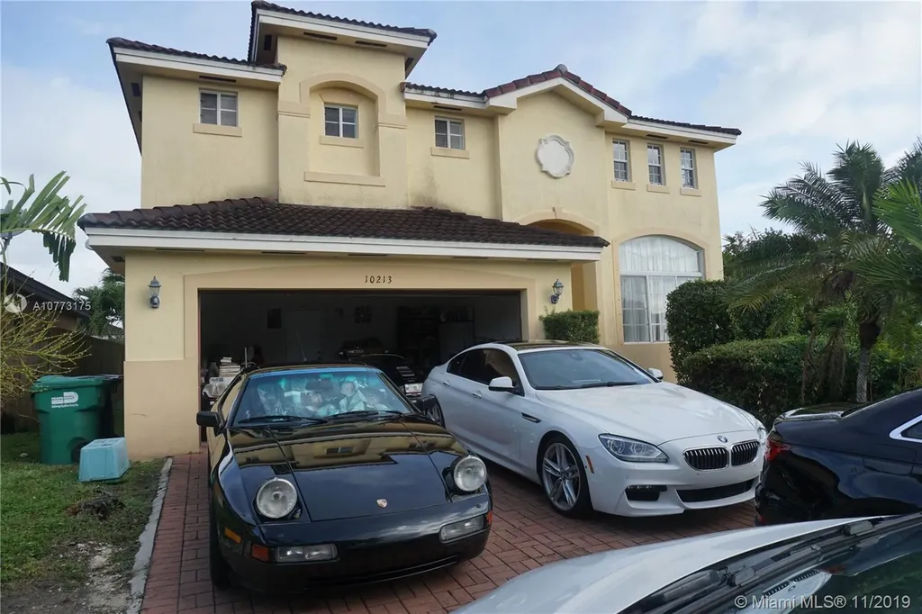 10213 SW 227th Street Cutler Bay FL 33190