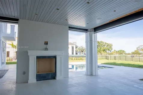 3852 Country Club Lane Fort Lauderdale FL 33308
