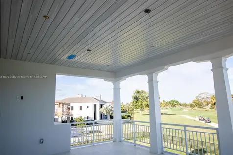 3852 Country Club Lane Fort Lauderdale FL 33308