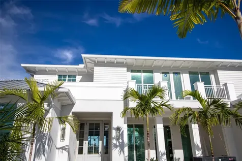 3852 Country Club Lane Fort Lauderdale FL 33308
