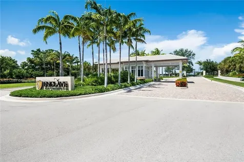 3852 Country Club Lane Fort Lauderdale FL 33308