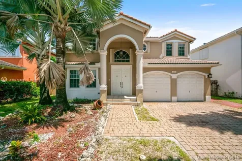 5921 SW 164th Court Miami FL 33193