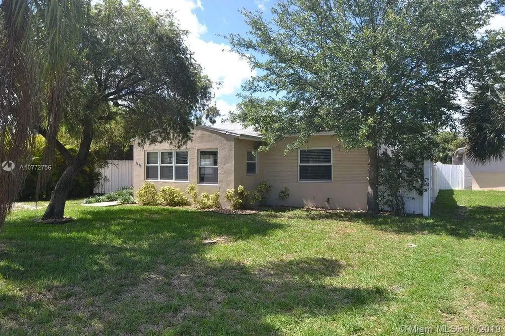 2419 Thomas Street Hollywood FL 33020