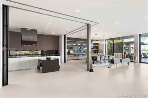 15 Palm Avenue Miami Beach FL 33139